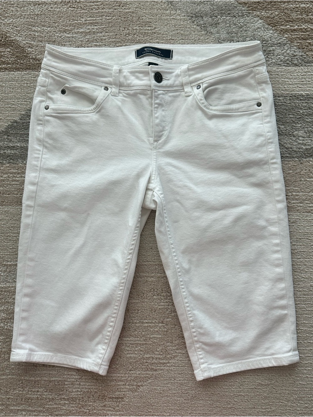 Tommy Bahama Denim Clam Digger White Jean Shorts Size 8